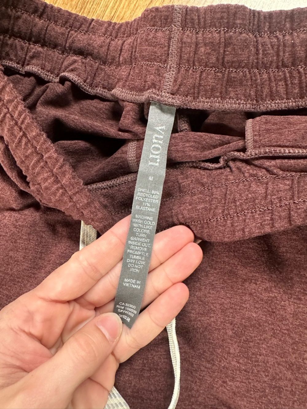 Vuori Women's Fig Heather Drawstring Joggers - Picture 5 of 6